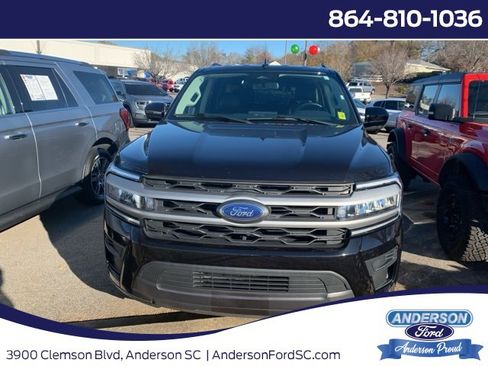 Certified 2024 Ford Expedition XLT image 1