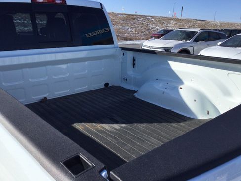 Used 2024 RAM 2500 Tradesman w/ Chrome Appearance Group image 9