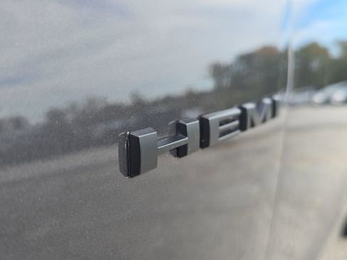 Used 2025 Dodge Durango R/T image 9