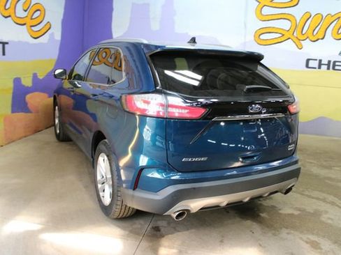 Used 2020 Ford Edge SEL w/ Convenience Package AWD/4WD image 5