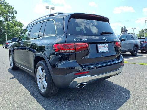 Used 2021 Mercedes-Benz GLB 250 4MATIC image 21