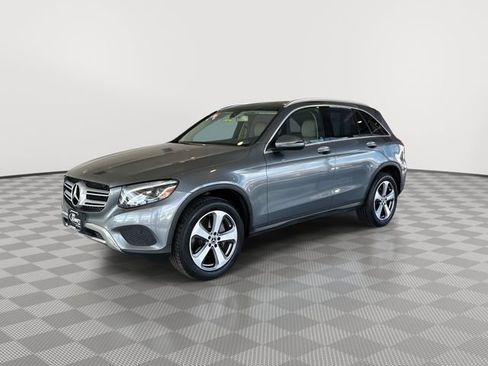 Used 2019 Mercedes-Benz GLC 300 w/ Premium Package image 6