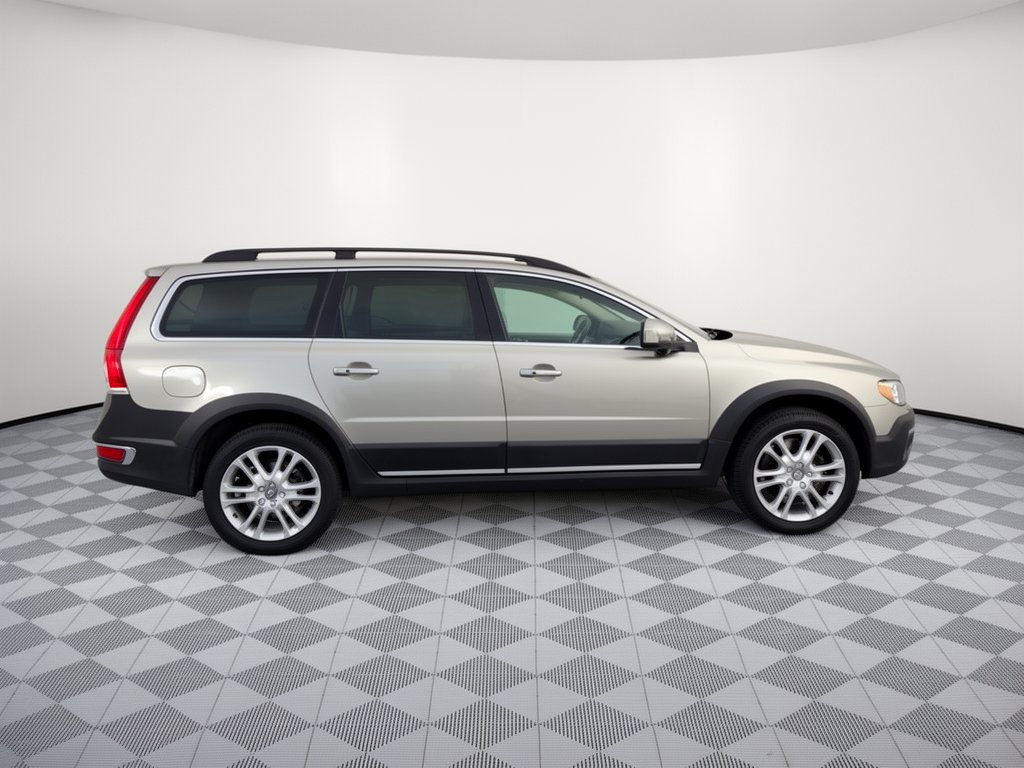 Used 2016 Volvo XC70 T5 Platinum w/ Protection Package FWD image 8