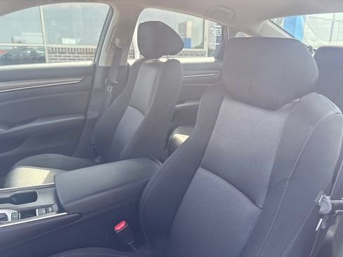 Certified 2019 Honda Accord LX image 11