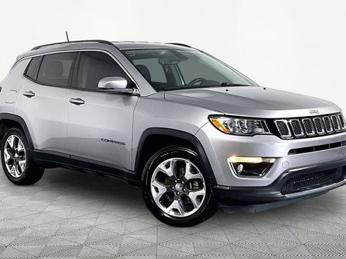 Used 2019 Jeep Compass Limited FWD image 1