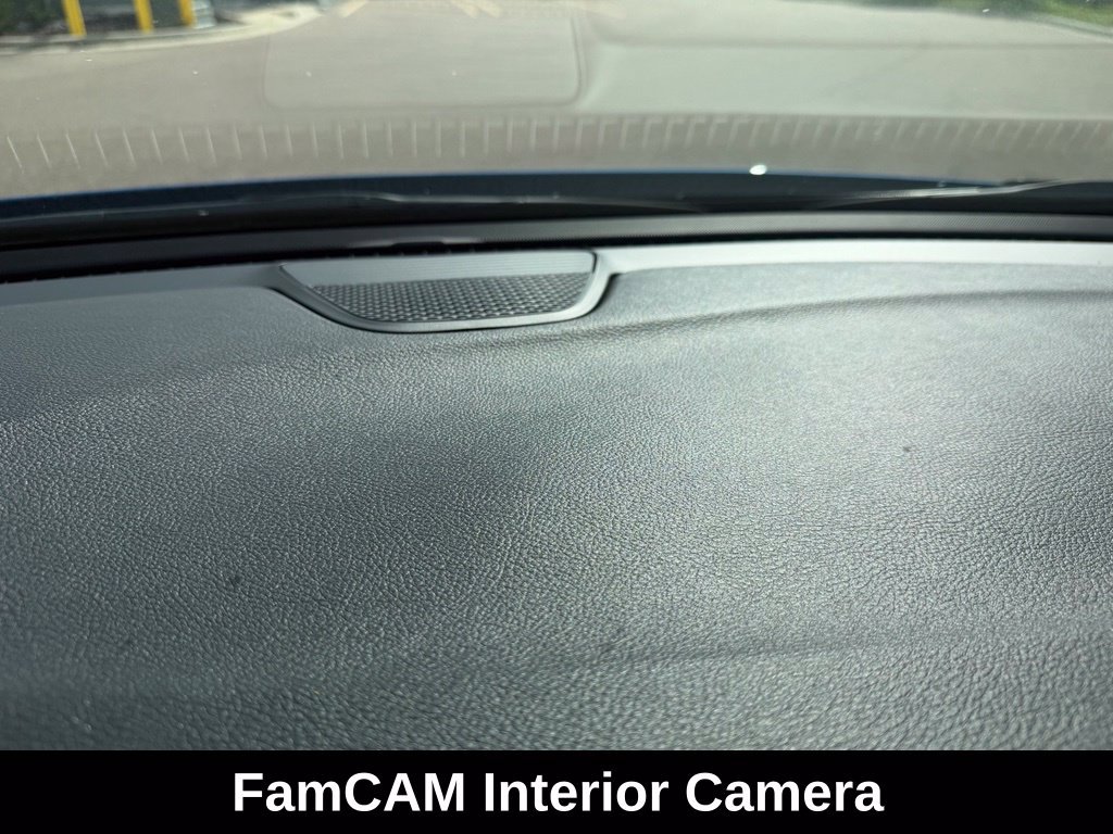 New 2027 Chrysler Pacifica Select w/ Family Tech Group FWD image 10