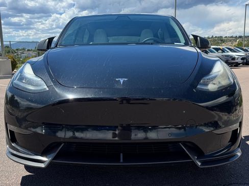 Used 2021 Tesla Model Y Long Range AWD/4WD image 2