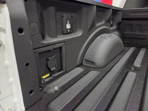 Used 2023 Ford F150 Lariat AWD/4WD image 30