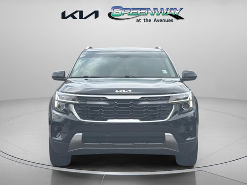 Used 2024 Kia Seltos S FWD image 2