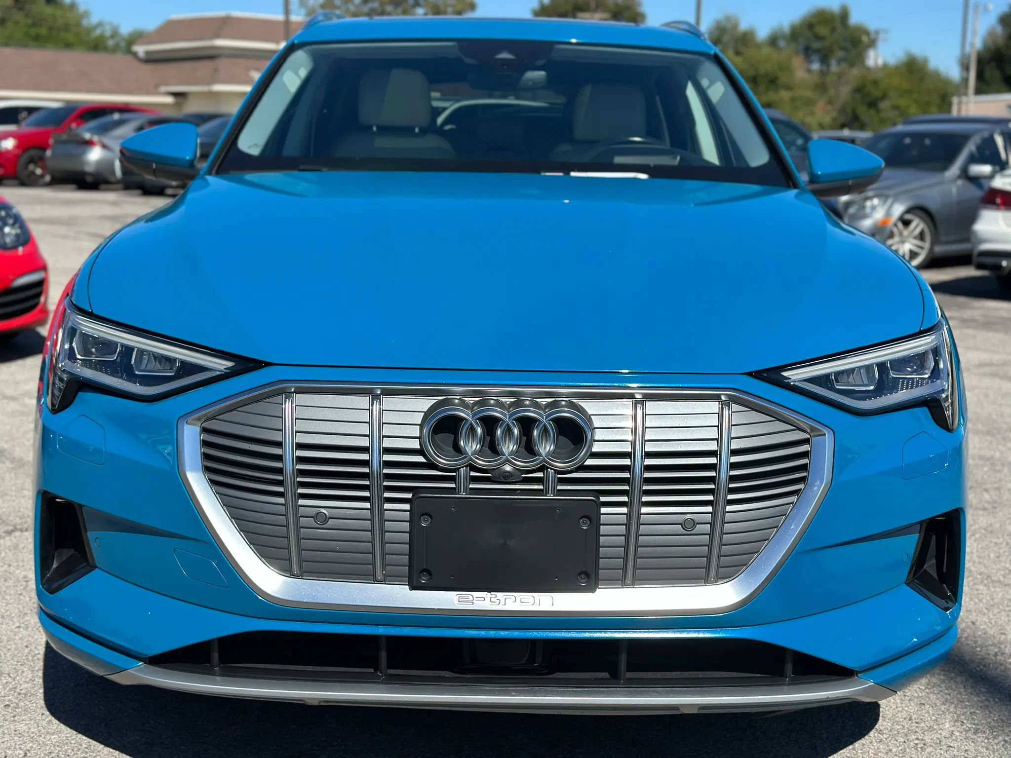 Used 2019 Audi e-tron Prestige AWD/4WD image 3