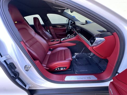 Used 2017 Porsche Panamera 4S AWD/4WD image 15