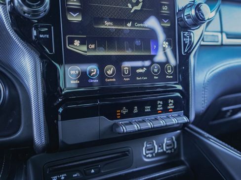 Used 2019 RAM 1500 Limited image 14