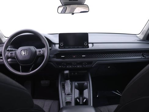 Certified 2023 Honda Accord EX image 5