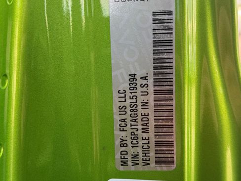 Certified 2025 Jeep Gladiator Sport image 33