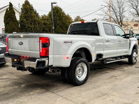Used 2025 Ford F450 Lariat image 3