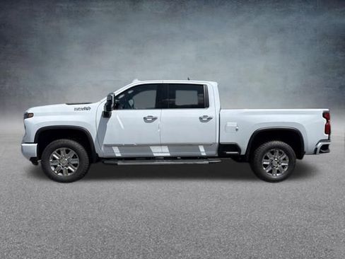 New 2026 Chevrolet Silverado 2500 High Country w/ High Country Premium Package AWD/4WD image 10