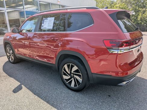 Used 2025 Volkswagen Atlas SE w/ Panoramic Sunroof Package AWD/4WD image 5