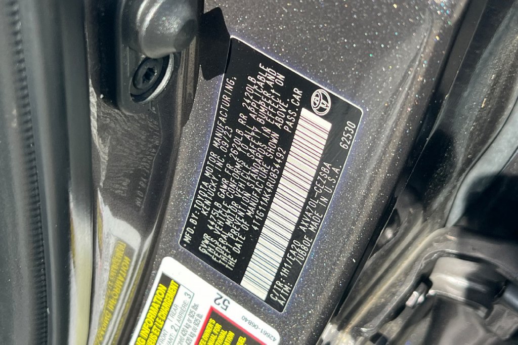 Used 2024 Toyota Camry SE FWD image 28