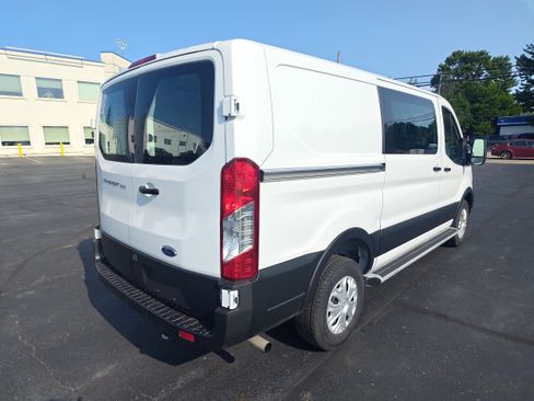 Used 2025 Ford Transit 250 Low Roof w/ Exterior Upgrade Package RWD image 4