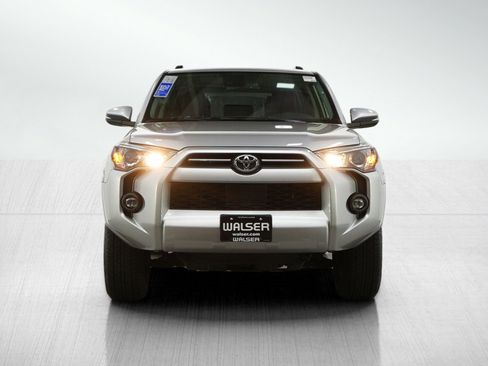 Used 2024 Toyota 4Runner SR5 Premium image 8