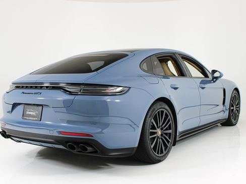 Used 2023 Porsche Panamera GTS AWD/4WD image 8