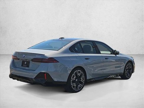 New 2027 BMW 550e xDrive w/ Executive Package AWD/4WD image 2