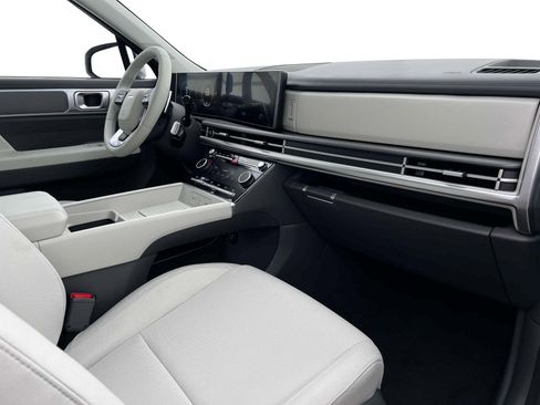 New 2026 Hyundai Santa Fe SE AWD/4WD image 15
