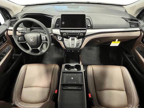 New 2026 Honda Odyssey Touring image 26