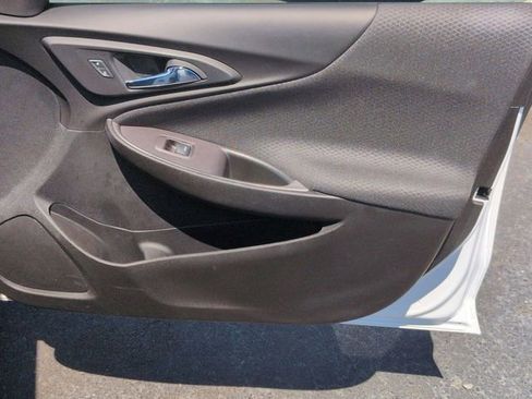 Used 2023 Chevrolet Malibu LS FWD image 31