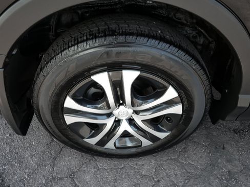 Used 2018 Toyota RAV4 LE w/ All Weather Liner Package AWD/4WD image 8