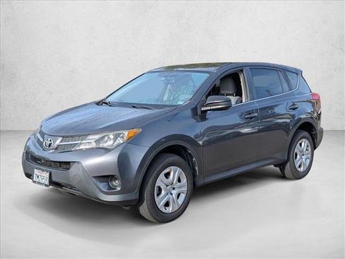 Used 2015 Toyota RAV4 LE image 1
