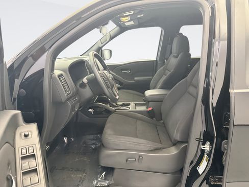Used 2023 Nissan Frontier SV w/ Midnight Edition Package AWD/4WD image 10