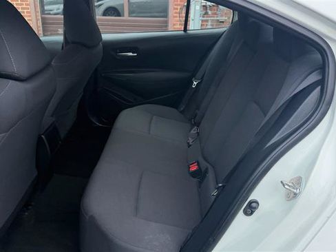 Used 2020 Toyota Corolla LE FWD image 22