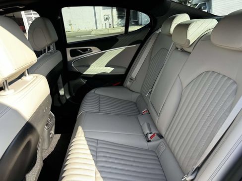 Used 2023 Genesis G70 2.0T w/ Sport Prestige Package AWD/4WD image 18