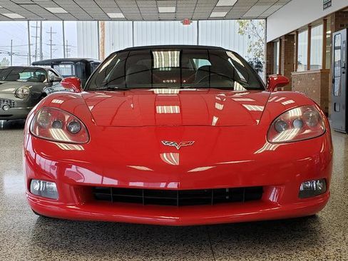 Used 2005 Chevrolet Corvette Convertible image 8