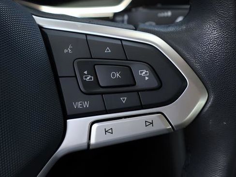 Certified 2024 Volkswagen Jetta SE FWD image 23