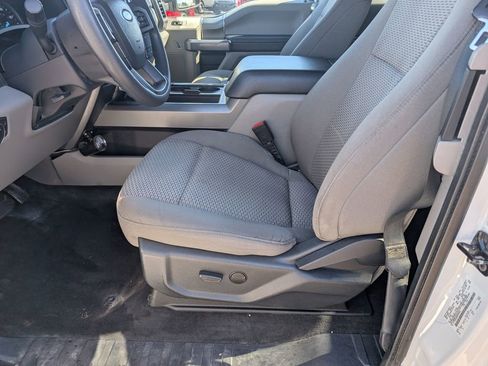 Used 2022 Ford F250 XLT w/ XLT Premium Package image 9