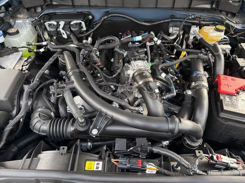 New 2025 Ford Bronco Badlands image 34