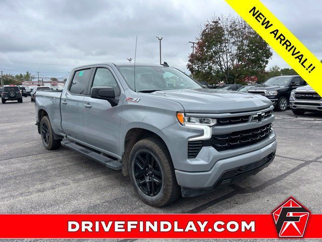 Used 2024 Chevrolet Silverado 1500 RST w/ Convenience Package II AWD/4WD image 3