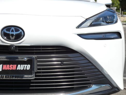 Used 2024 Toyota Mirai w/ Advanced Technology Package image 16