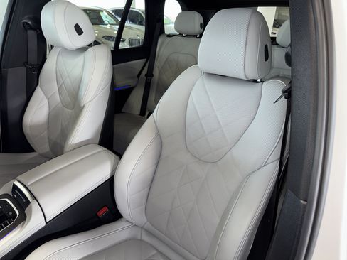 Used 2023 BMW X5 sDrive40i w/ Parking Assistance Package RWD image 34