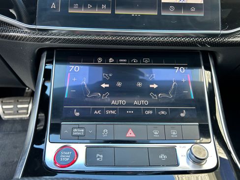 Used 2021 Audi SQ7 Premium Plus w/ Driver Assistance Package image 25