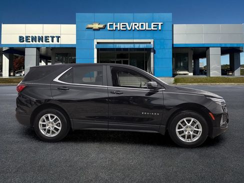 Used 2024 Chevrolet Equinox LT FWD image 8