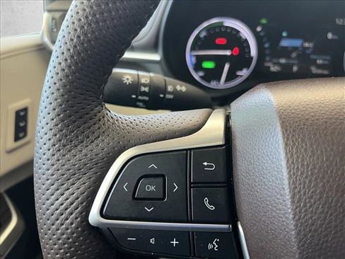 Used 2022 Toyota Sienna Platinum image 22