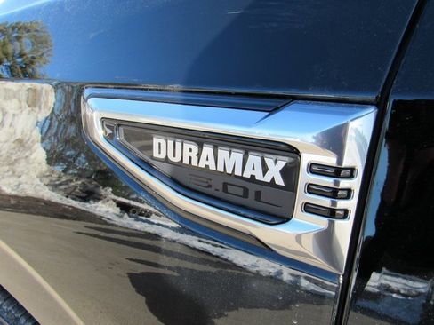 New 2026 GMC Yukon XL Denali w/ Denali Reserve Package image 9