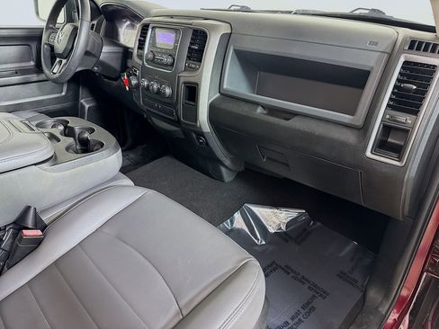 Used 2018 RAM 1500 Express image 28
