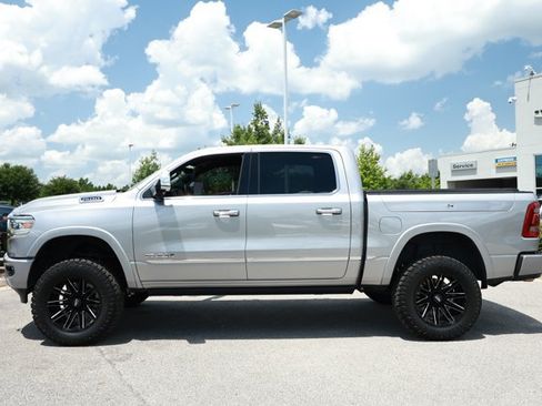 Used 2022 RAM 1500 Limited AWD/4WD image 12
