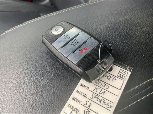 Used 2020 Kia Sportage SX image 11