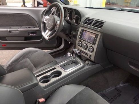 Used 2013 Dodge Challenger SRT8 w/ Harman Kardon Audio Group image 14