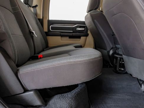 Used 2022 RAM 3500 Big Horn image 34